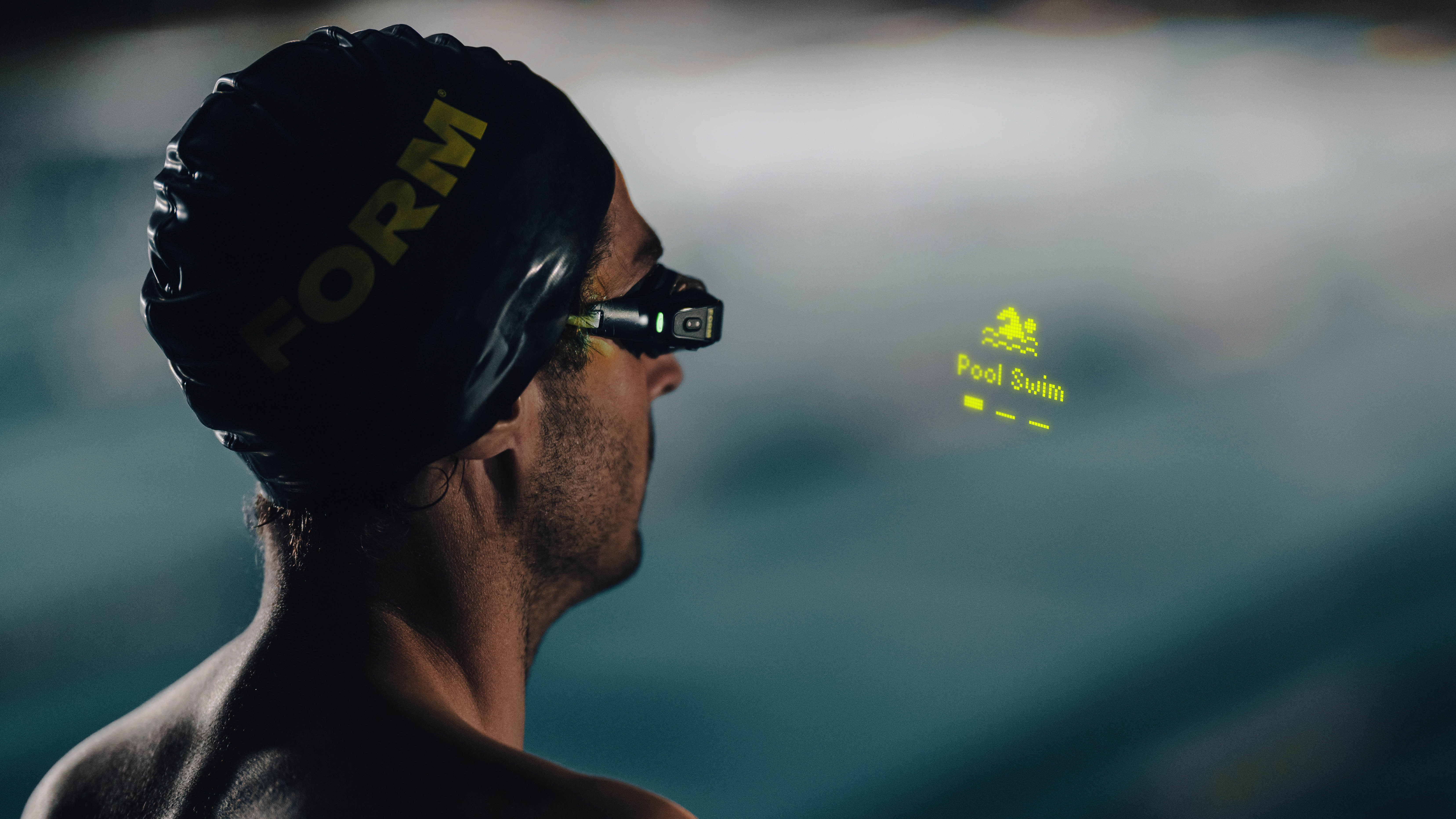 FORM Smart Swim 2 smart goggles