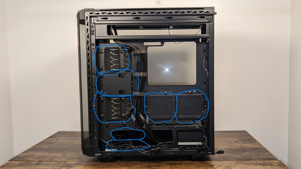 XPG&rsquo;s Battlecruiser II Mid-Tower Case
