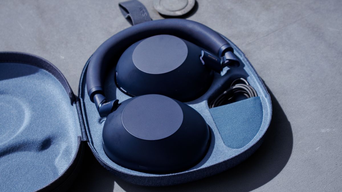 Sony WH-1000XM6