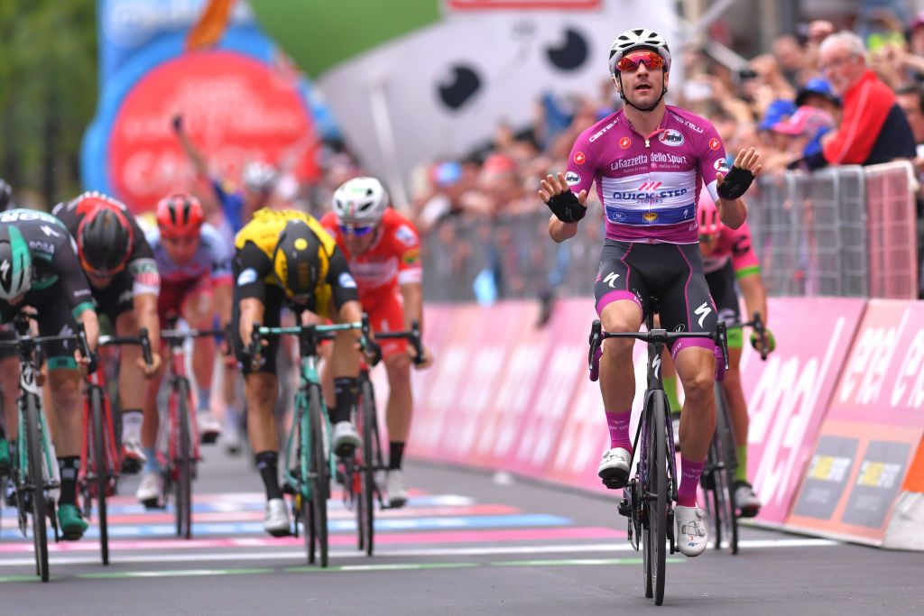 Elia Viviani (Quick-Step Floors) wins stage 13