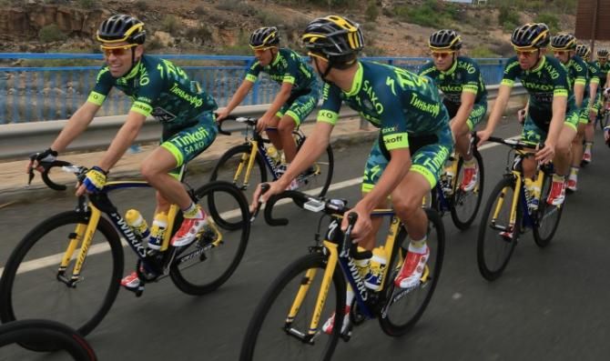Tinkoff-Saxo trains in Gran Canaria.