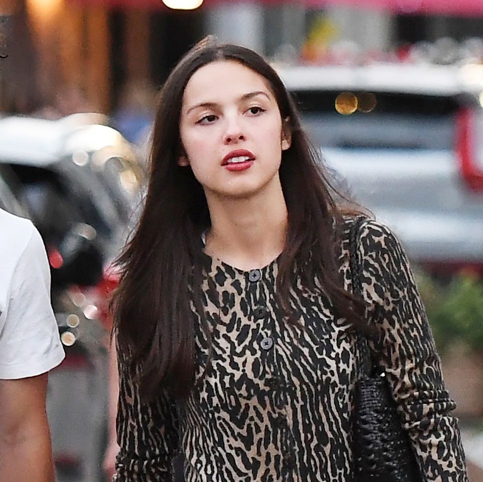 If You Care About What Fall Sweater Trend It Girls Are Already Wearing, It's This '90s One
