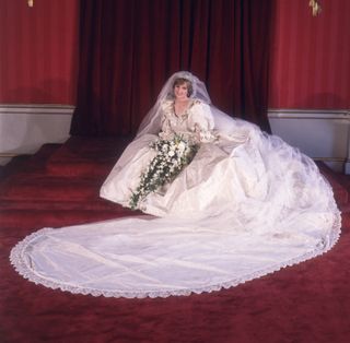 Princess Diana wedding gown
