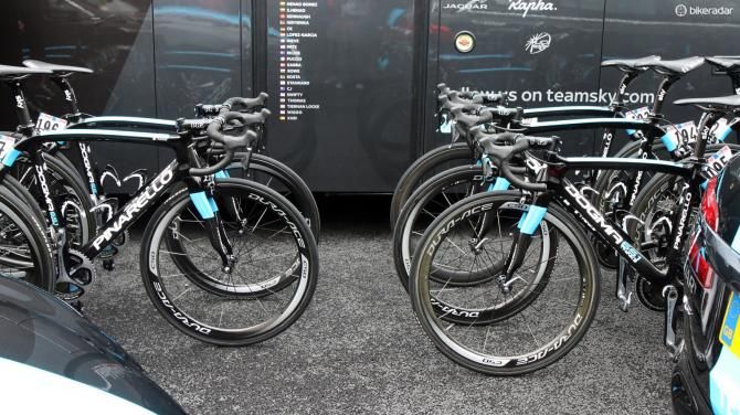 Team Sky's Pinarello Dogma 65.1 Think2 machines