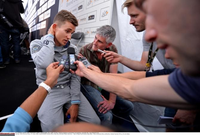 Michał Kwiatkowski answering questions