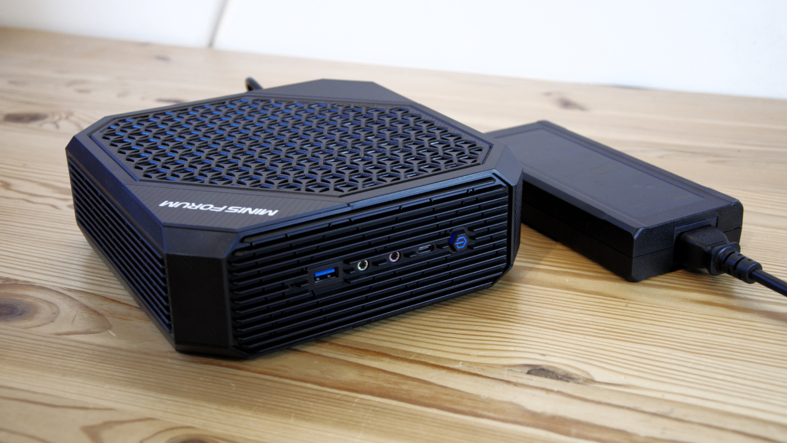Minisforum Neptune HX77G