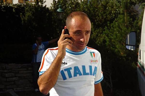 Paolo Bettini phones home
