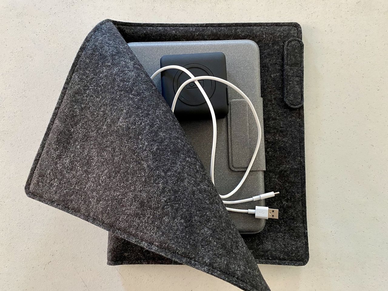 Magic Sleeve Ipad Pro Pulled Open Accessories