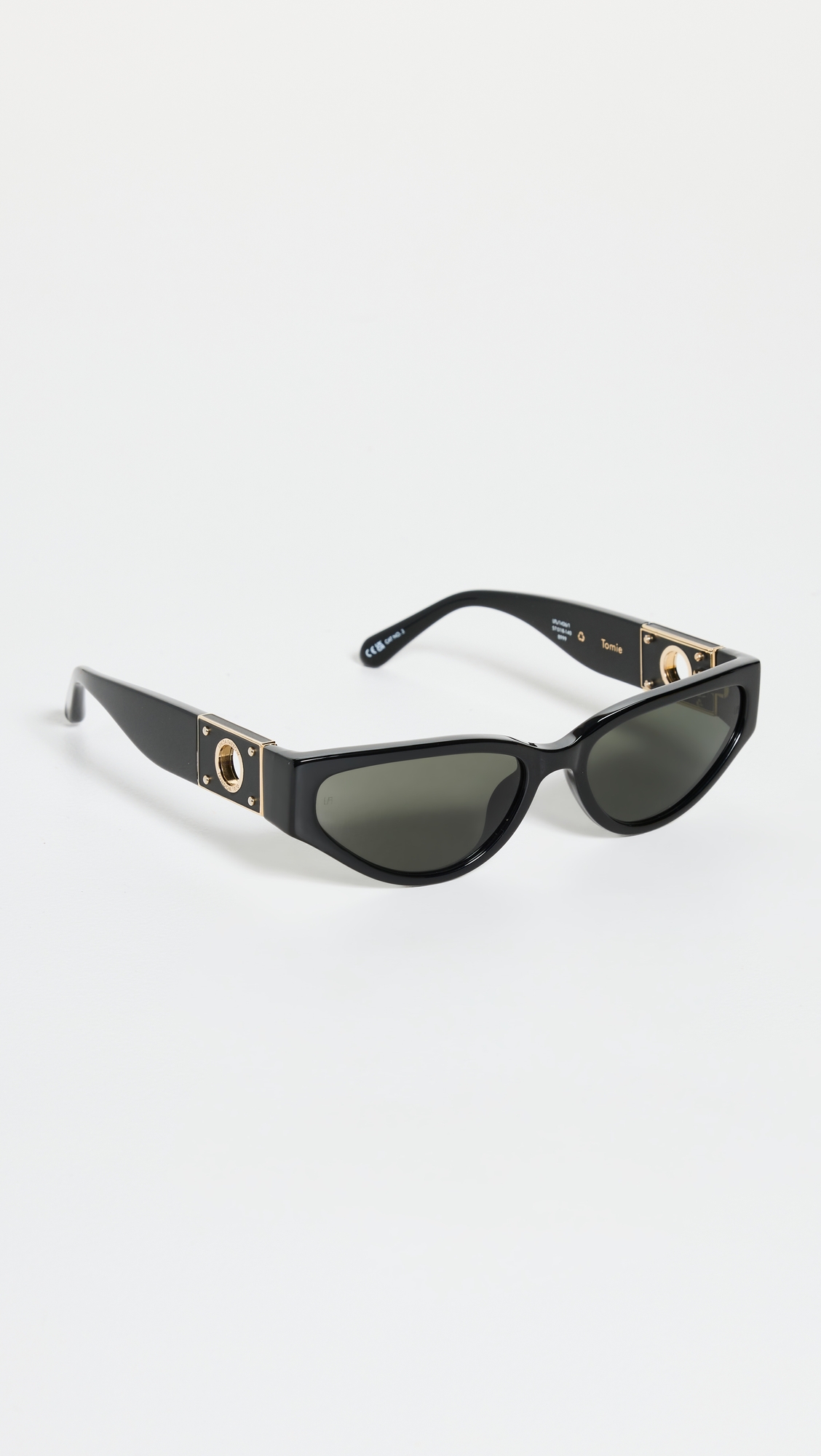 cat-eye sunglasses in black