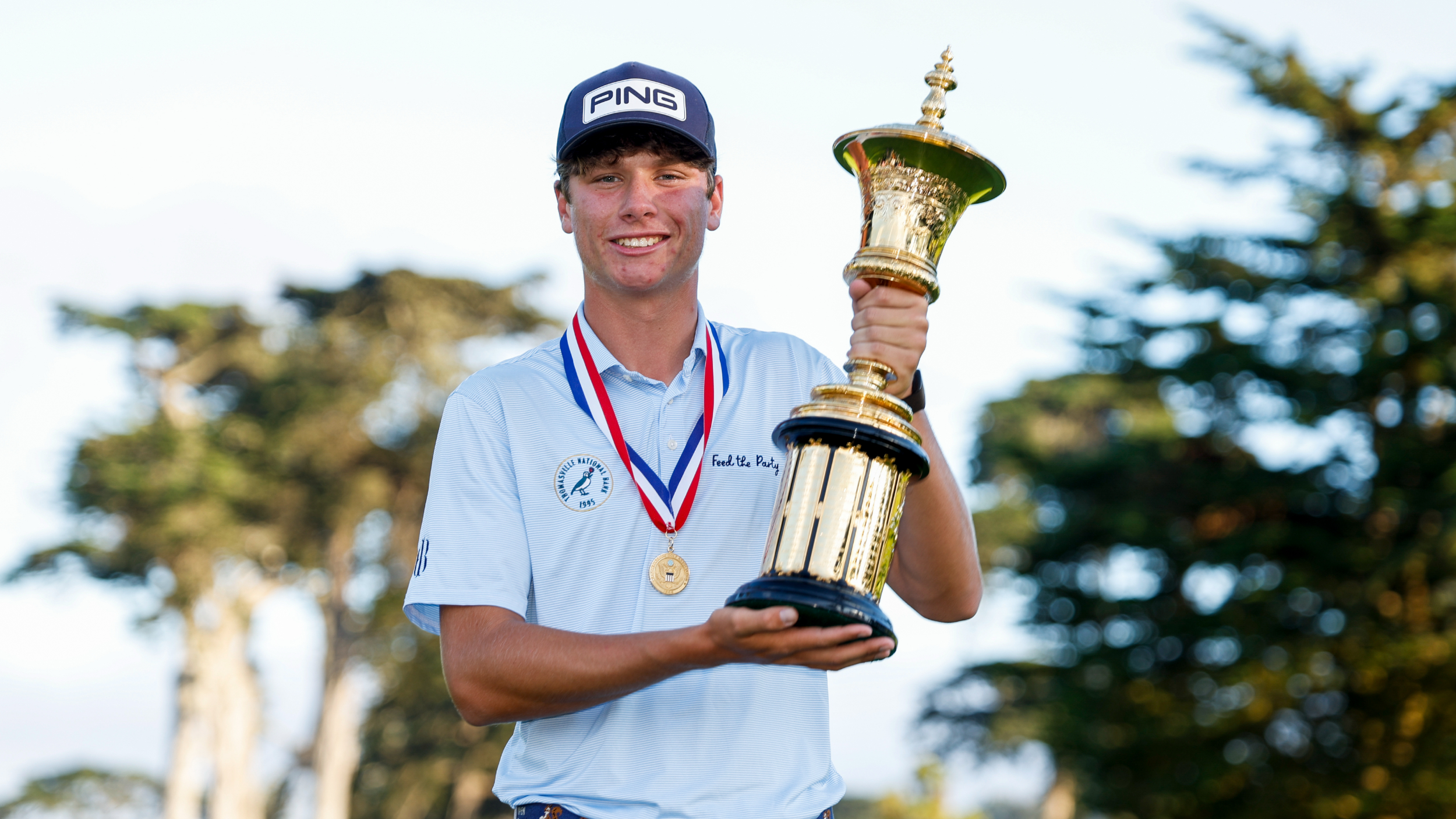 Mason Howell with the US Amateur trophy 