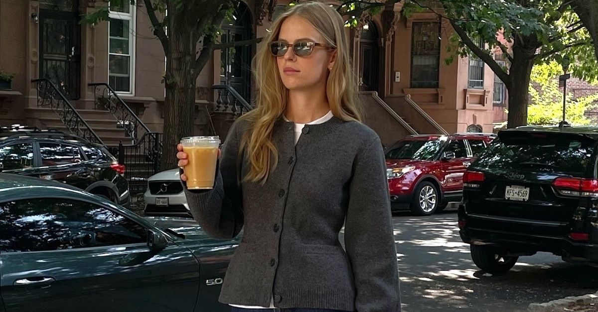 40 Darkish-Wash Denims for Stylish Winter 2026 Outfits