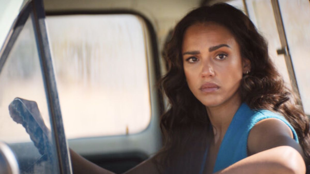 Jessica Alba as Parker in Trigger Warning streaming on Netflix this week