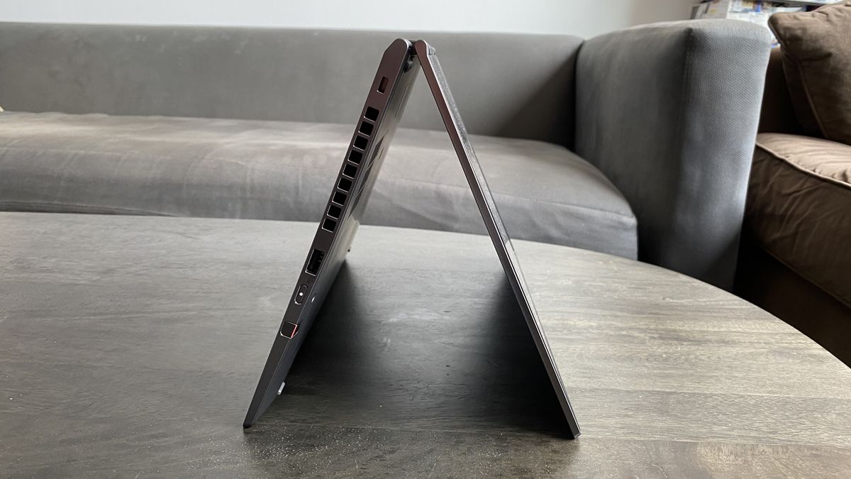 Lenovo ThinkPad X1 Yoga (Gen 5)
