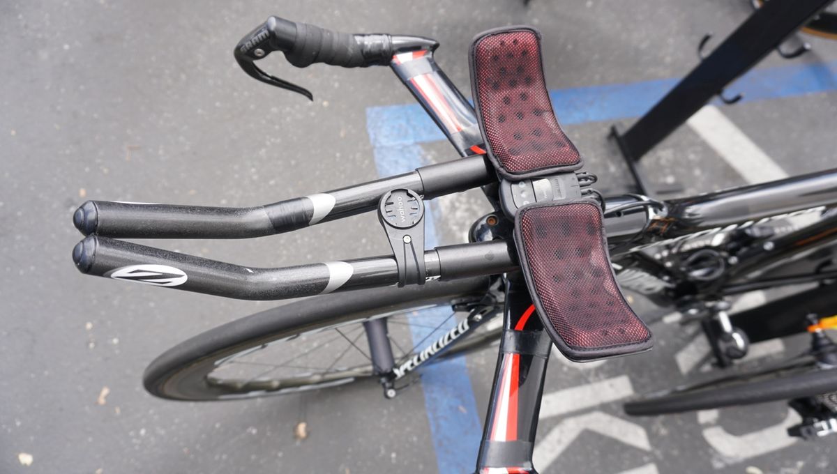 Hagens Berman Axeon's William Barta has his SRAM eTap junction tucked between his pads