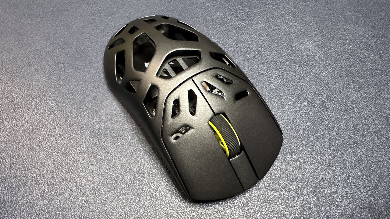 Corsair Sabre V2 Pro Wireless MG