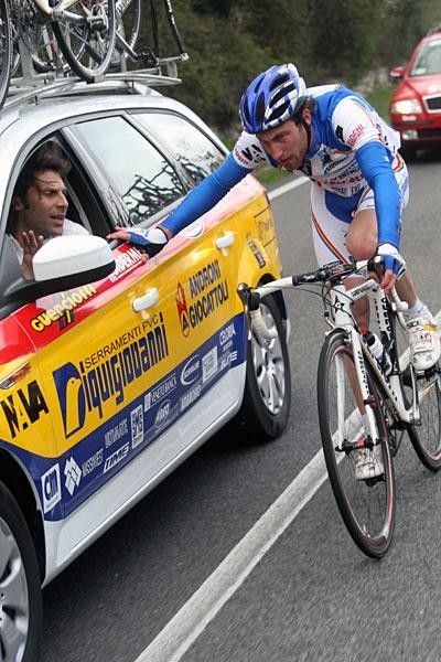 Francesco Ginanni (Serramenti PVC Diquigiovanni-Androni Giocattoli) hangs on for some advise.