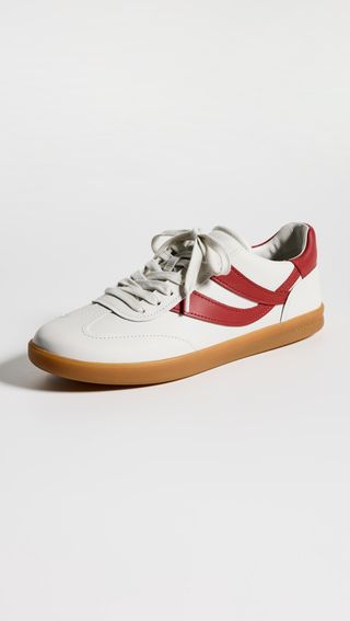 Oasis-M Sneakers