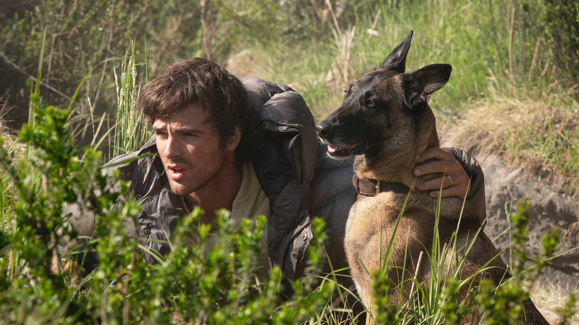 Jacob Elordi as Hig and Jasper in "The Dog Stars" movie