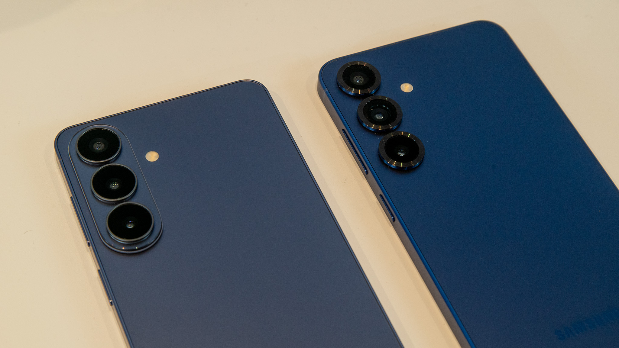 Comparing the Samsung Galaxy S26 Plus side-by-side with the Galaxy S25 Plus