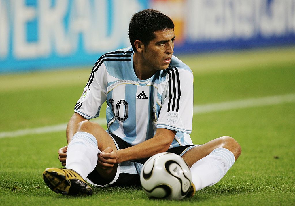 Juan Riquelme of Argentina adjusts his sock during the FIFA World Cup Germany 2006 Round of 16 match between Argentina and Mexico played at the Zentralstadion on June 24, 2006 in Leipzig, Germany.