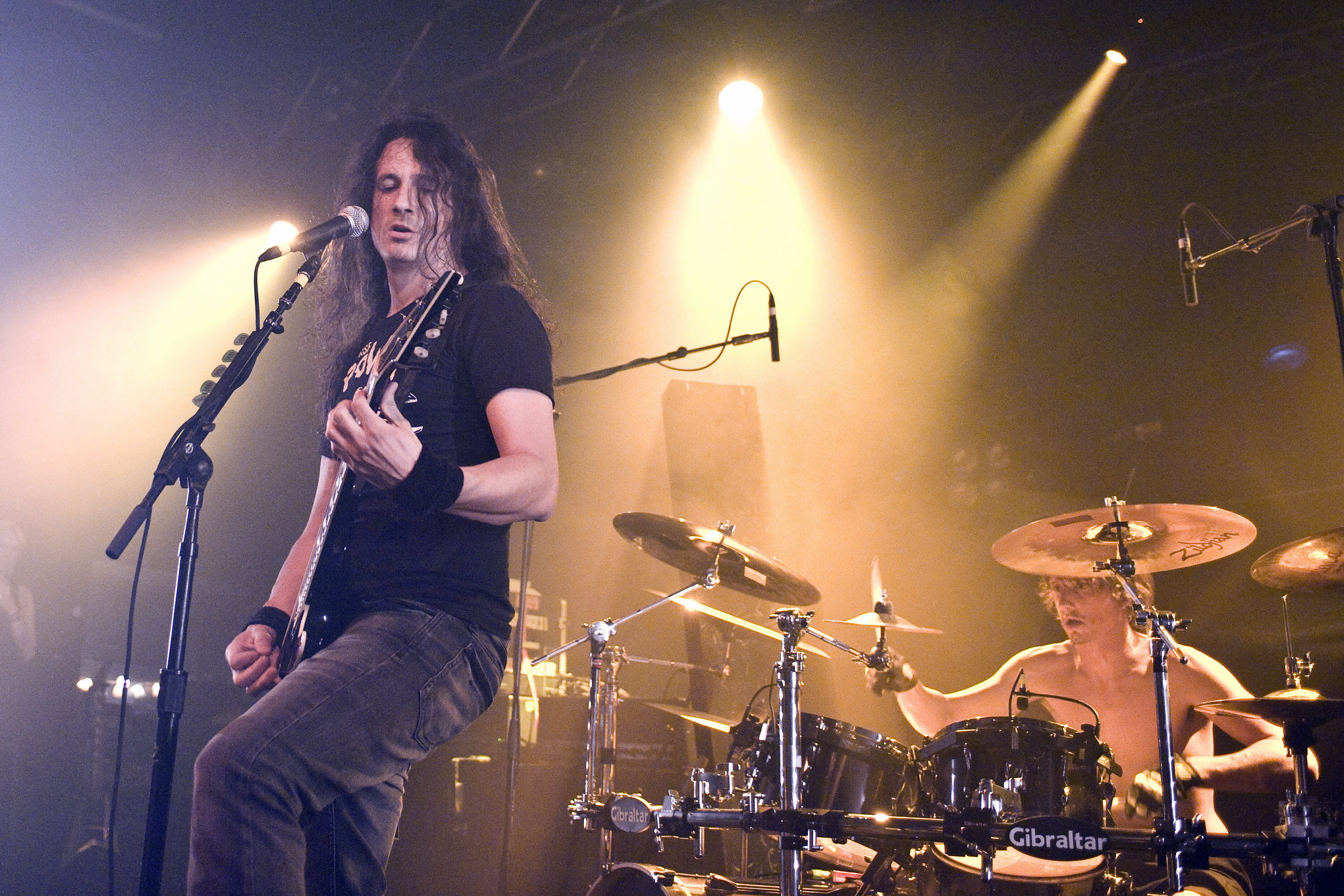 Gojira onstage in 2008