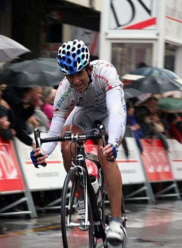 Ezequiel Mosquera Miguez (Karpin Galicia) claimed second place.