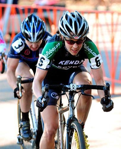 Mary McConneloug (Kenda-Seven-No Tubes) leading Van Gilder on the pavement.