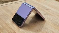 Samsung Galaxy Z Flip 4 review Bora Purple V angled