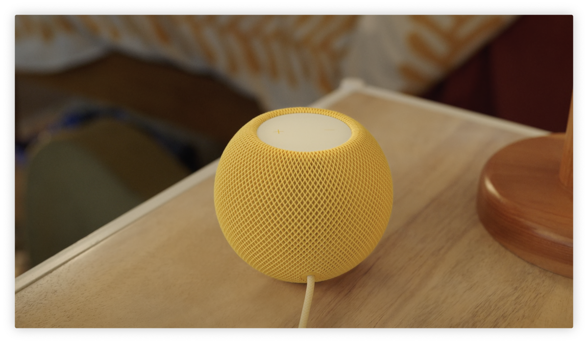 HomePod mini in yellow