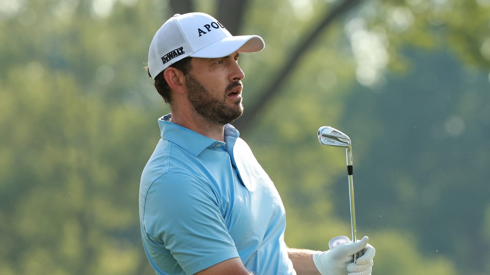 Patrick Cantlay hits an approach