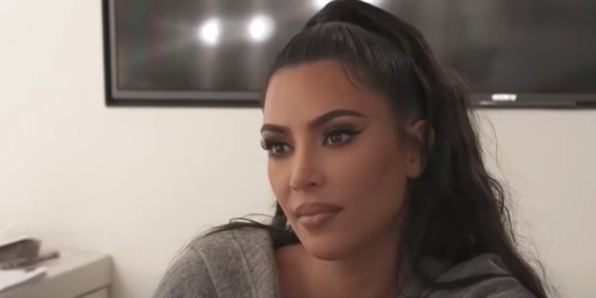 Kim Kardashian Shares Family Photos With Kanye And The Kids As Divorce ...