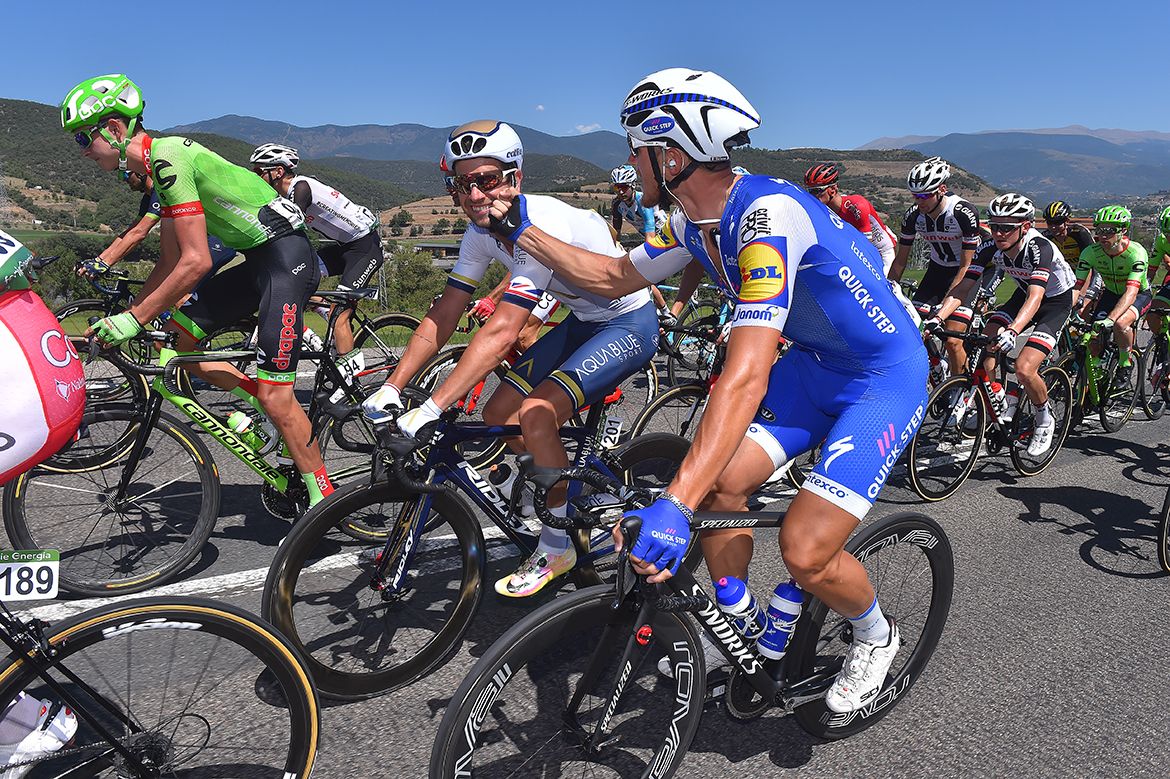 Matteo Trentin and Adam Blythe have a dust up before the sprint finish