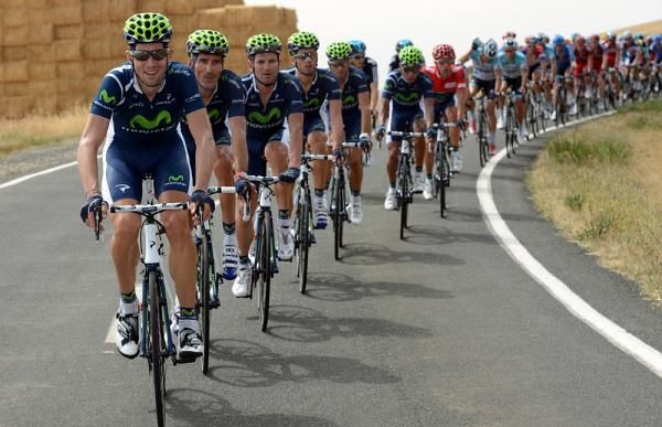 Movistar controls the race