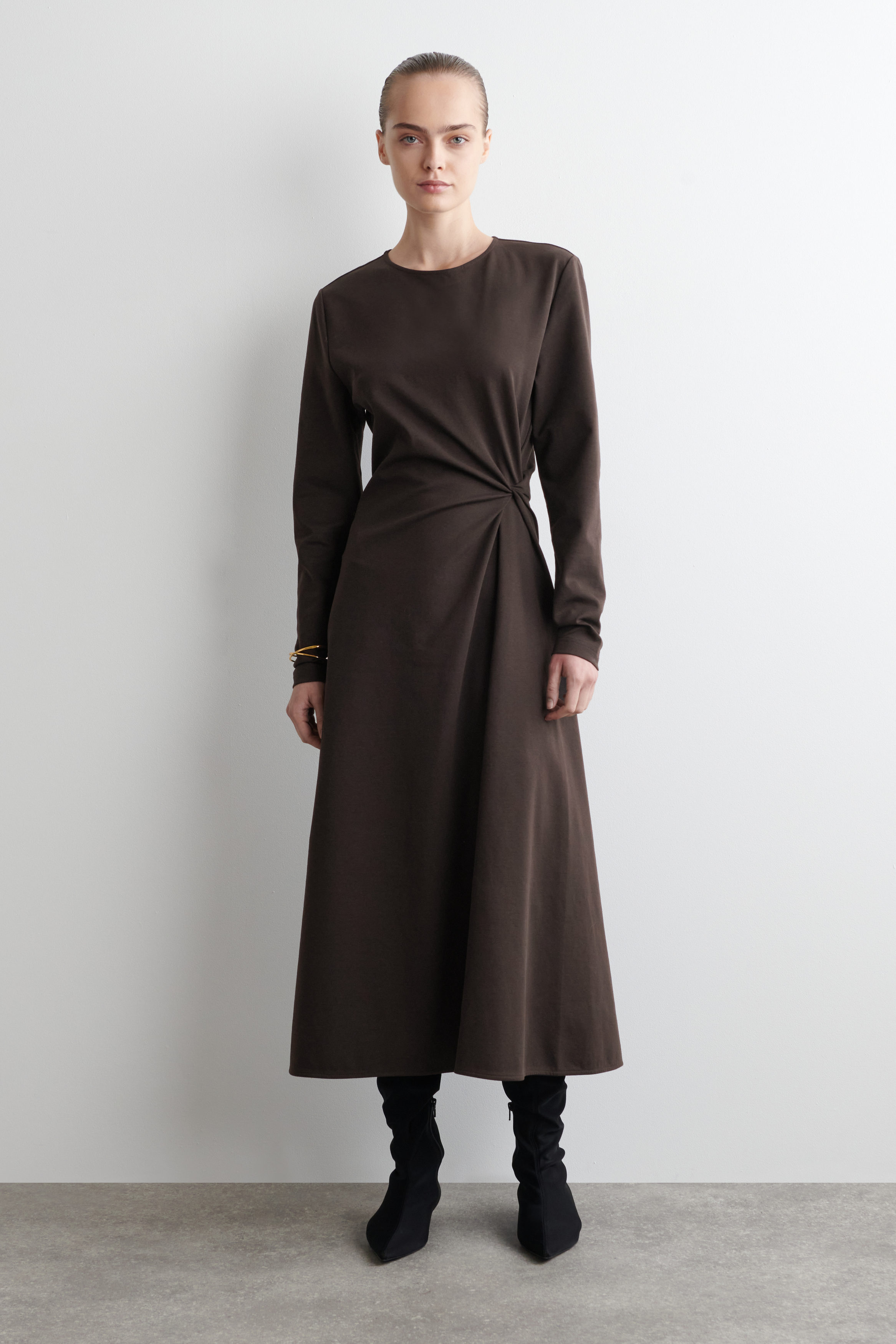 Twist-Detail Long-Sleeved Dress