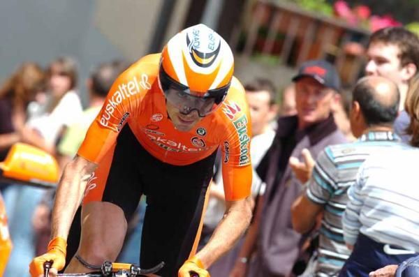Samuel Sanchez (Euskaltel-Euskadi) will sparkle when the race hits the mountains.