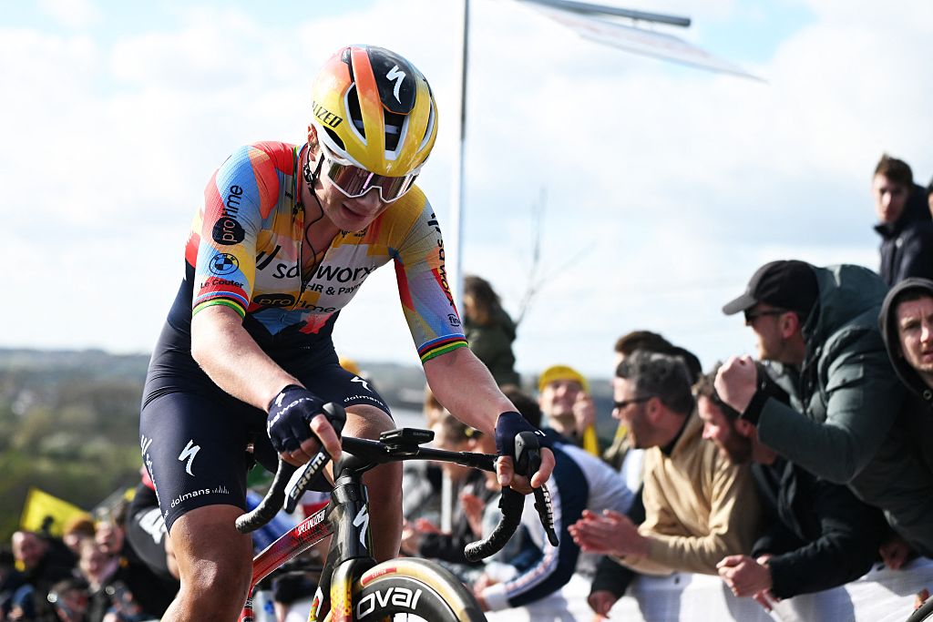 SD Worx-Protime Belgian rider Lotte Kopecky cycles during the women's race of the 'Ronde van Vlaanderen/ Tour des Flandres/ Tour of Flanders' UCI WorldTour one day cycling race, 164,1 km with start and finish in Oudenaarde, on April 5, 2026. (Photo by ELIAS ROM / Belga / AFP via Getty Images) / Belgium OUT