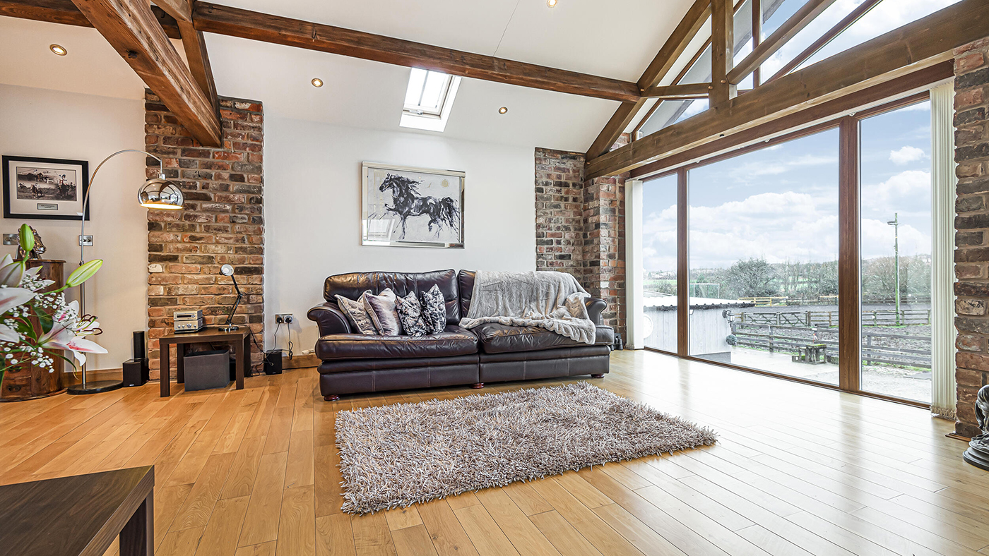 Knott Lanes, Bardsley - mezzanine lounge overlooking ground