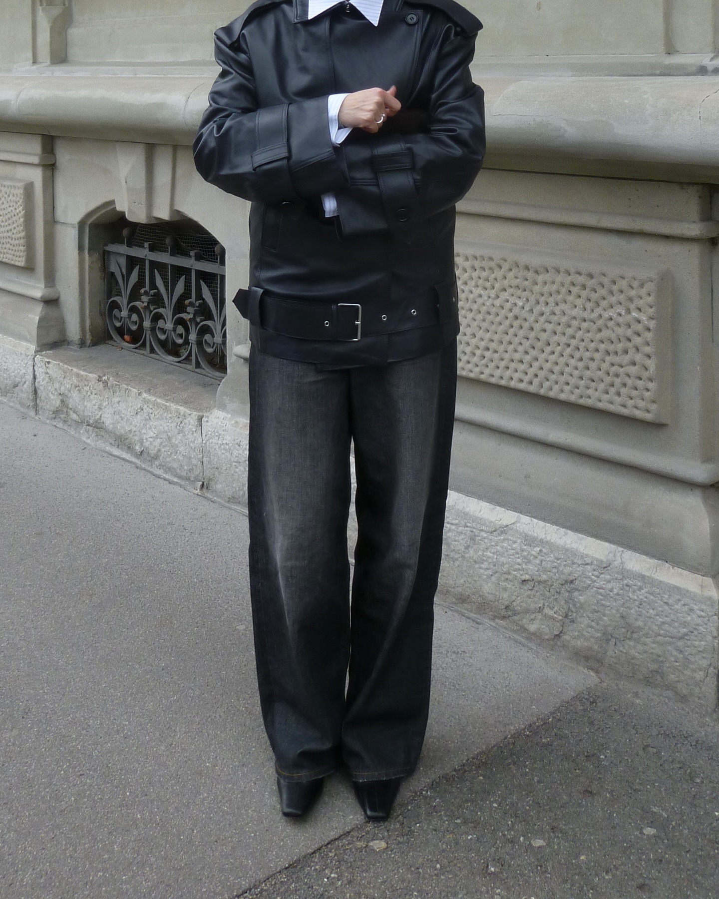 @maryljean wearing black jeans.