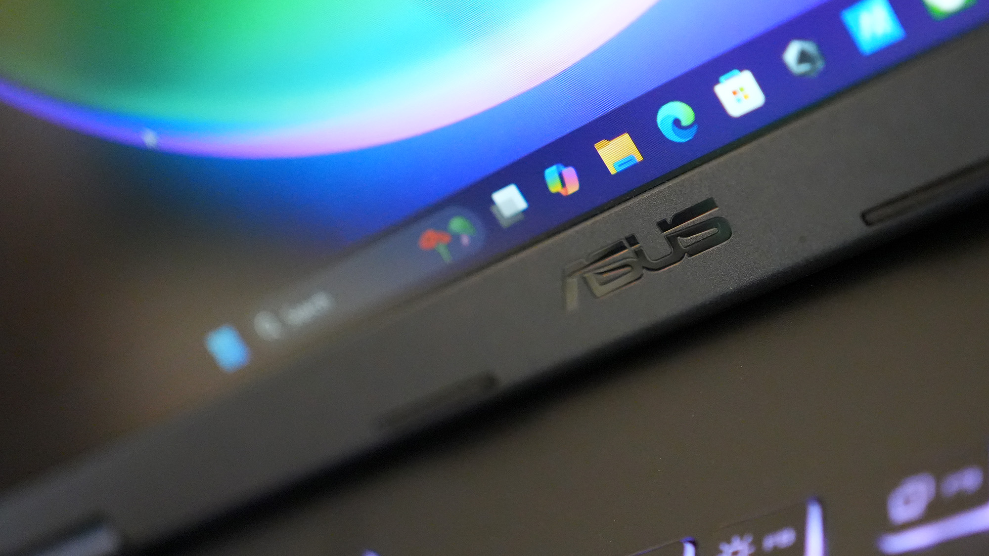 ASUS TUF Gaming A16 2025