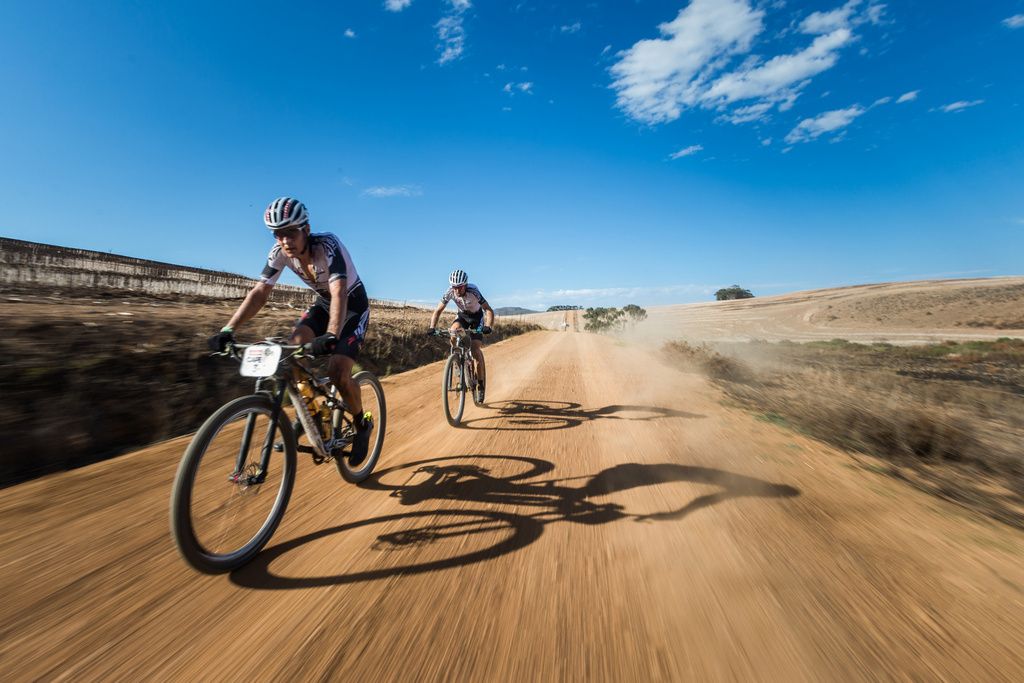 Jaroslav Kulhavy and Christoph Sauser (Investec-Songo-Specialized) going solo