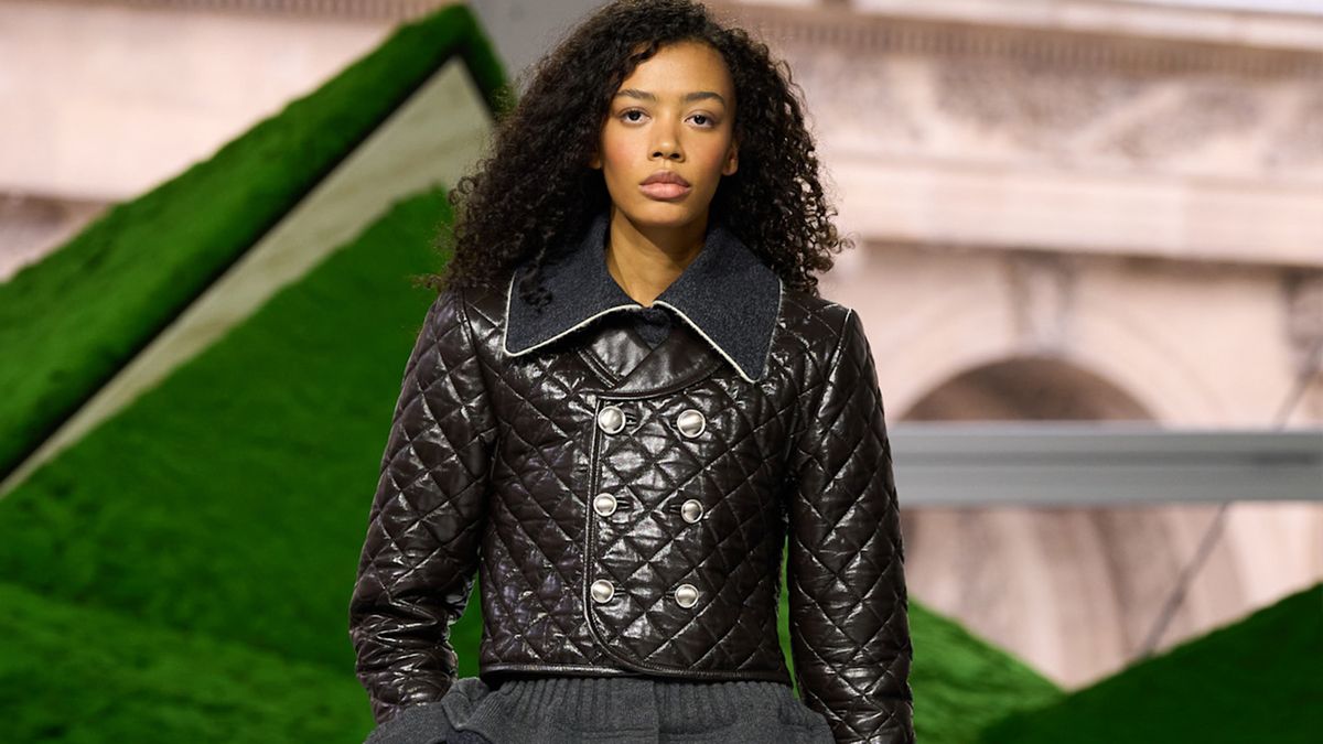 Louis Vuitton Just Cemented the Major Shoe Trend All the Fashion People Will Wear In 2026