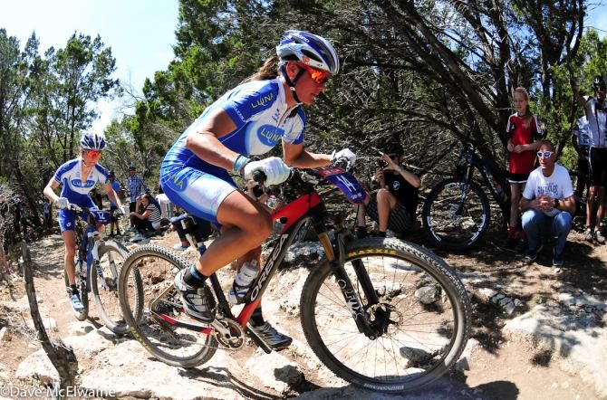Katerina Nash (Luna Pro Team) and Catharine Pendrel got away for good on lap one
