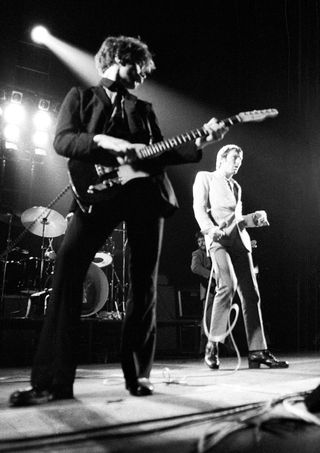 Wilko Johnson and Lee Brilleaux on stage at Hammersmith Palais, 1976