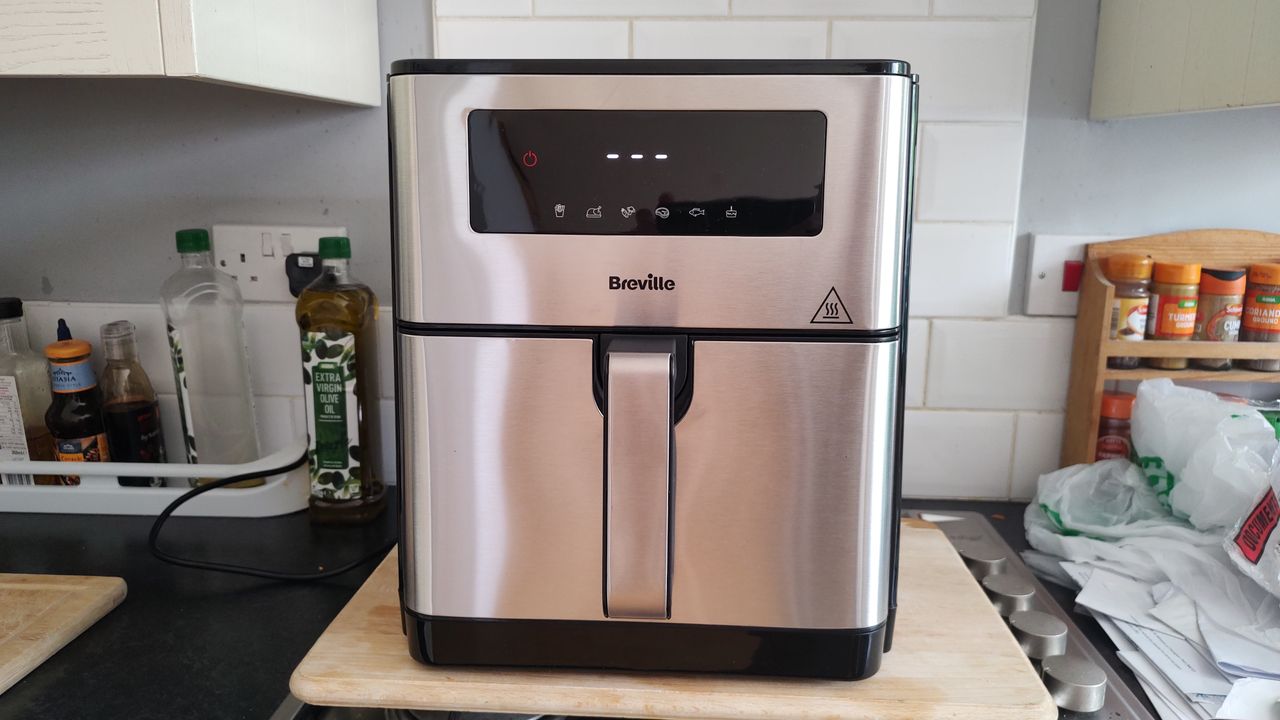 Breville Halo XL 9L Air Fryer review small footprint but large