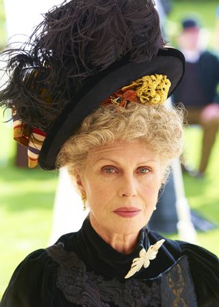 Joanna Lumley happy to 'go ugly' for Lady role