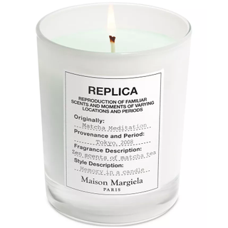 Replica candle in matcha scent