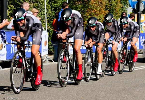 Stevens leads the Specialized-lululemon team to victory in the women's team time trial