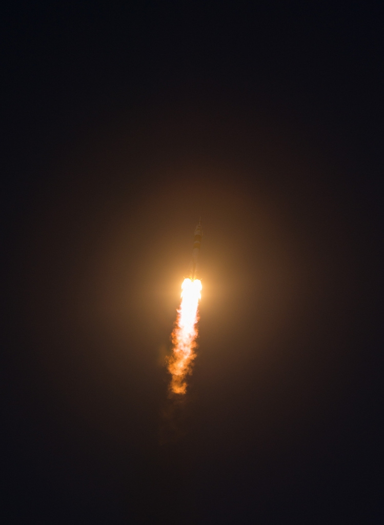 The Soyuz TMA-07M rocket carrying three spacewalkers to the International Space Station launched early Wednesday (Dec. 19) morning.
