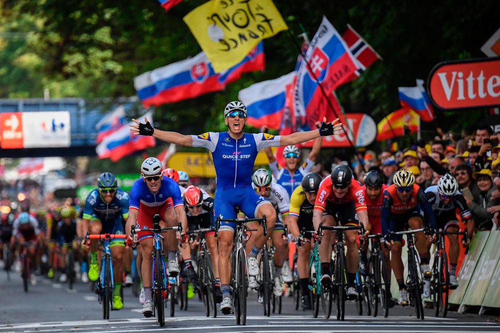 Marcel Kittel (Quick-Step Floors) wins stage 2 of the 2017 Tour de France