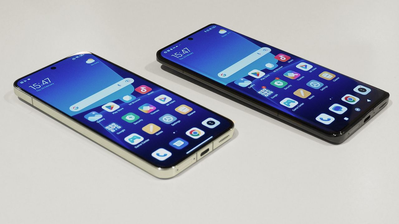 Xiaomi 13 review with Xiaomi 13 Pro front angled